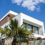 Villa Z6 - Luxury Retreat In The Heart Of