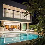 Z6 - Luxury Retreat In The Heart Of Villa Rovinj
