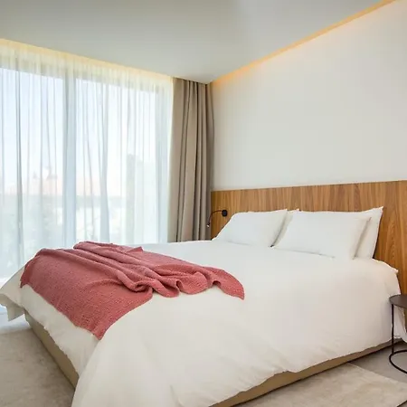 Z6 - Luxury Retreat In The Heart Of Villa