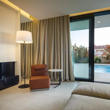 Z6 - Luxury Retreat In The Heart Of Villa *