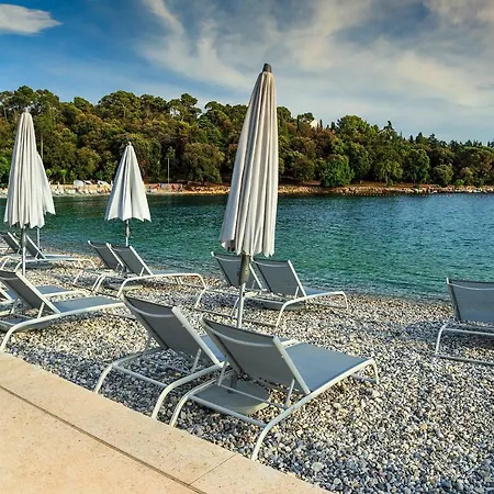 Z6 - Luxury Retreat In The Heart Of Villa *