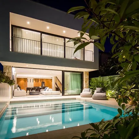 Villa Z6 - Luxury Retreat In The Heart Of Rovinj