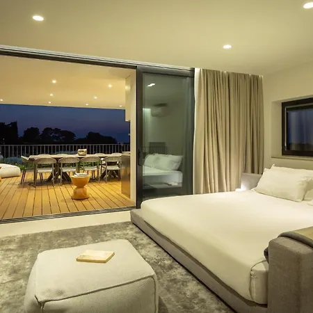 Villa Z6 *