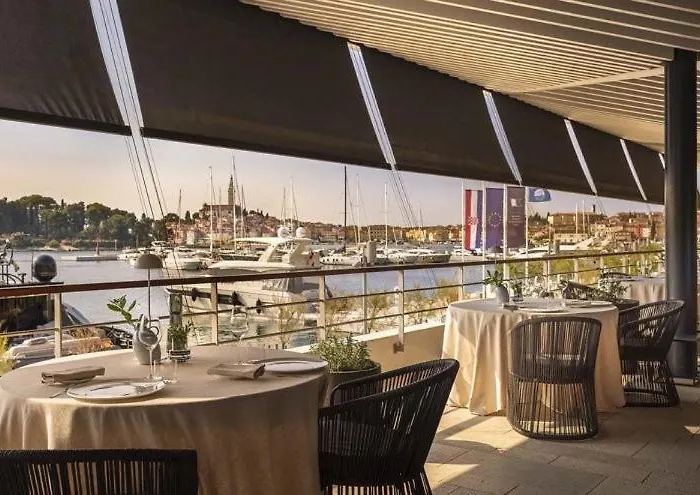 Z6 - Luxury Retreat In The Heart Of Villa Rovinj